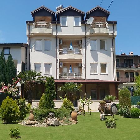 Celus Apartments Ohrid Exterior photo